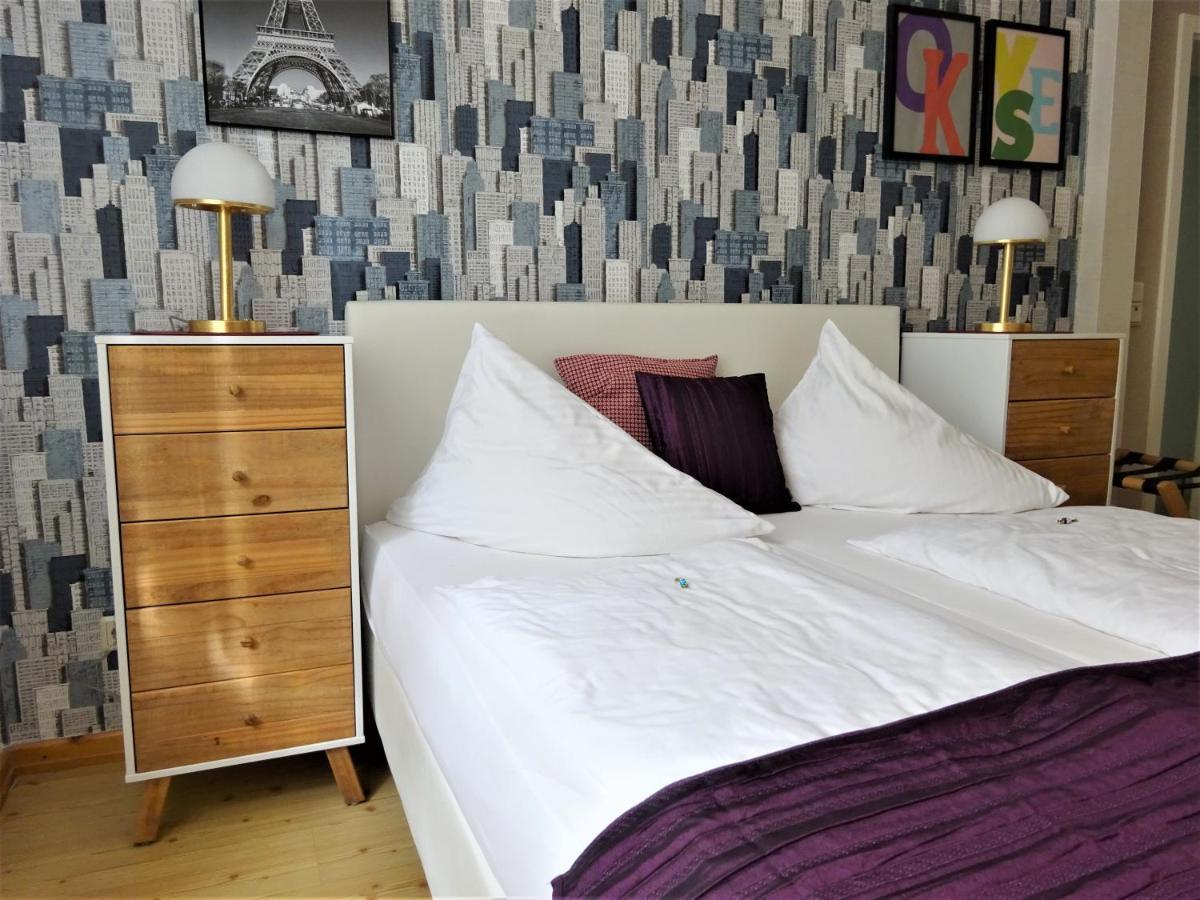 Hotel Pension Zur Faehrbruecke シュトラールズント エクステリア 写真