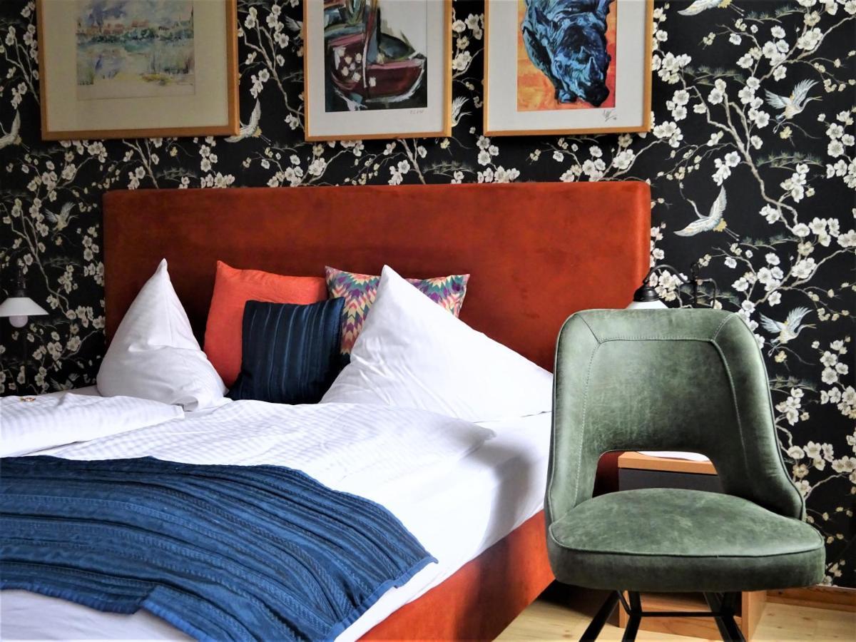 Hotel Pension Zur Faehrbruecke シュトラールズント エクステリア 写真