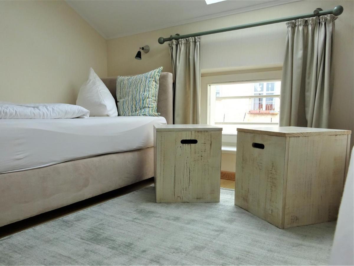 Hotel Pension Zur Faehrbruecke シュトラールズント エクステリア 写真